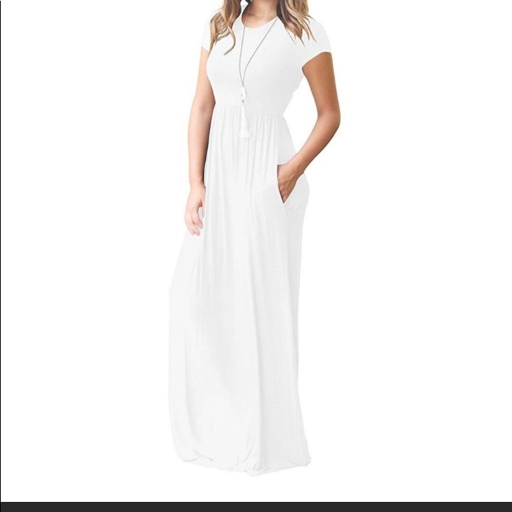*NEW WITH TAGS* Short sleeve maxi dress with pockets